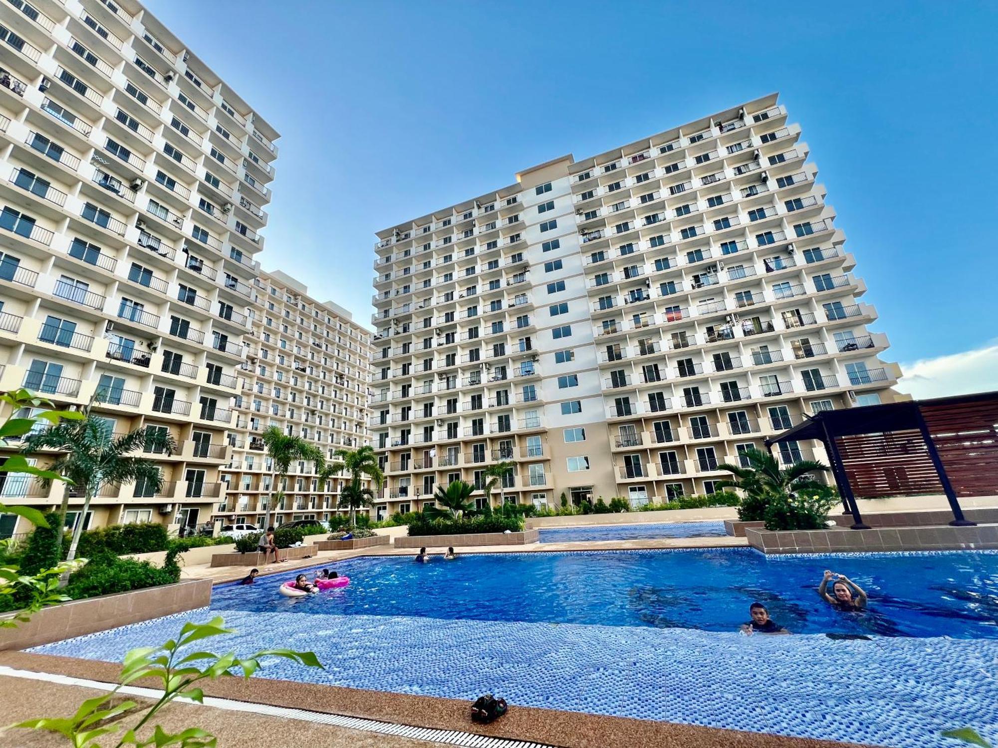 Seaview Condo Near Airport Lapu-Lapu City Exterior photo